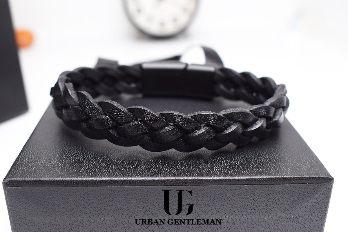 Bracelet Signature Leather Black Titan